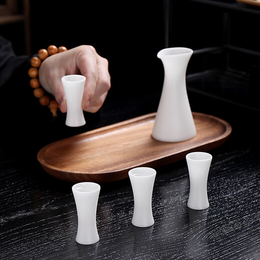 Fujian Yaofang mutton-fat jade porcelain high-end white wine glass and wine set handmade small wine glass jug wine divider sake cup hot wine jug wine glass*2