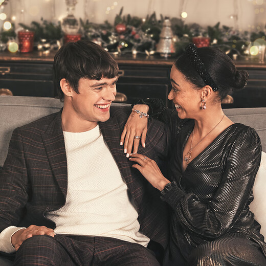 PANDORA Sparkling Star Earrings, Small and Elegant Birthday Gift for Girlfriend Sparkling Star Earrings, One Size Fits All