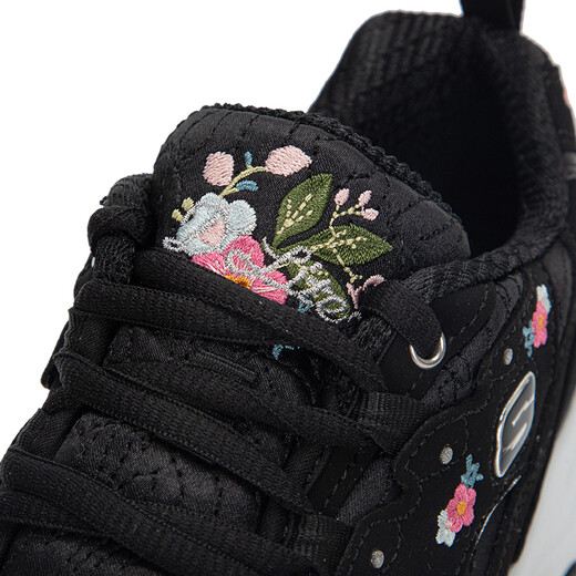 斯凯奇（Skechers）女鞋 时尚潮流熊猫鞋通勤出行休闲鞋轻便舒适透气缓震运动鞋 11977-BLK 35