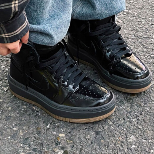 耐克AJ1篮球鞋女鞋夏季新款Air Jordan 1高帮缓震运动鞋轻便休闲鞋 FB9894-001 35.5