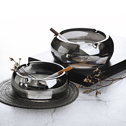 Molson European crystal ashtray glass household cigarette dish trendy living room men's office ashtray round ashtray round black 20cm