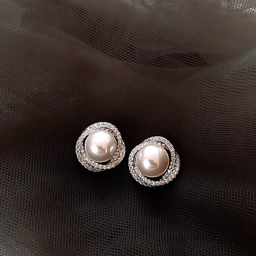 Sili Pearl Earrings No Piercing Earrings Super Flashy Painless Ear Clips No Piercing Elegant Style Light Luxurious High-end Earrings Gold Ear Clips