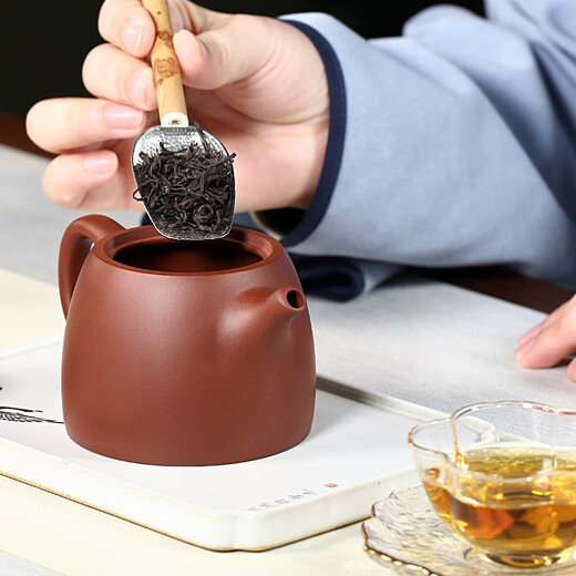 Hidden Pot World Yixing Purple Clay Pot Purely Handmade Household Purple Clay Tea Set Original Mine Bottom Tank Clear Brew Teapot Handuo Pot 1 Pot 2 Cups Gift Box Set 230ml