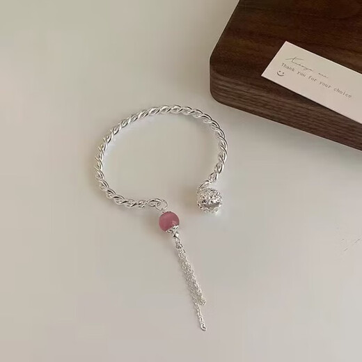 Nuevo estilo chino Estilo antiguo Chino Tendencia nacional Pulsera de tendencia para mujeres Nicho de lujo Nicho de lujo Exquisito Accesorios de borla de Tassel M1390+353 Conjunto de dos piezas