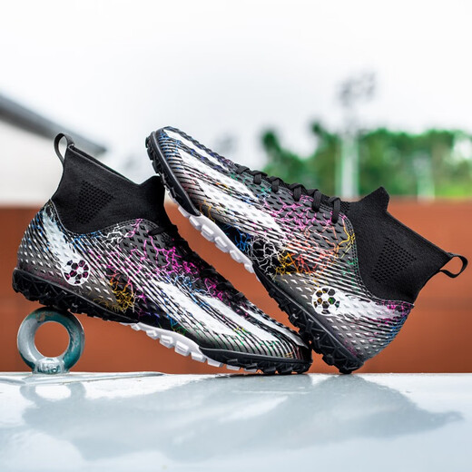 Wejiesess zapatillas de fútbol alta para hombres y mujeres TF uñas rotas para adultos y adolescentes y estudiantes competiciones infantiles para personas y concursos de entrenamiento de hierba para zapatos para mandarín pato plateado negro + luna blanca uñas rotas 42 [calcetines y bolsa de zapatos]