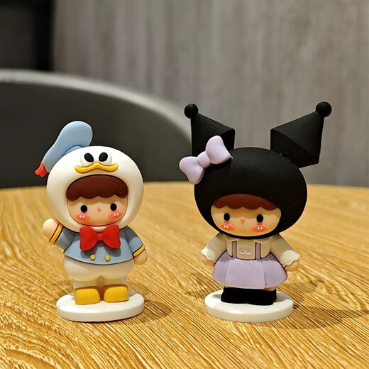 Gelun Cartoon Desktop Healing Healing Ornaments Pequeños Adornos Lindos Descuadados Heart Doll Car Office Mini Decoración de la fresa mochila Mochila Doll