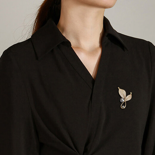 SNQP official quality Swarovski leaf brooch suit brooch for Valentine’s Day gift to girlfriend 9841-design leaf brooch