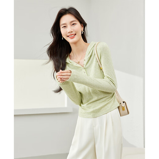 Vanchiman light oat color casual and fashionable hooded T-shirt for women in spring 2025 new versatile slim knitted top M6221 light bean green L