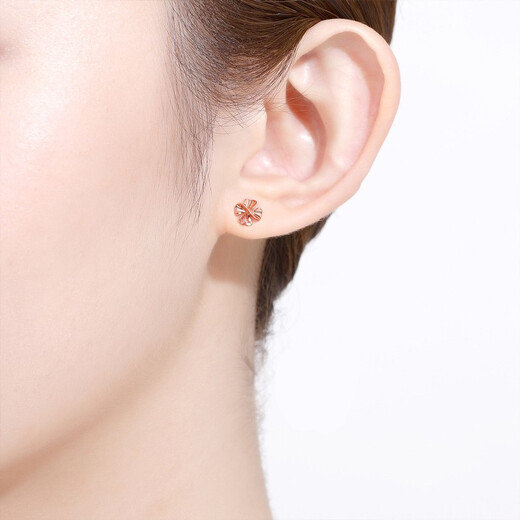 Saturday Fortune (ZLF) 18K gold earrings rose gold four-leaf clover gold earrings girlfriend ready stock