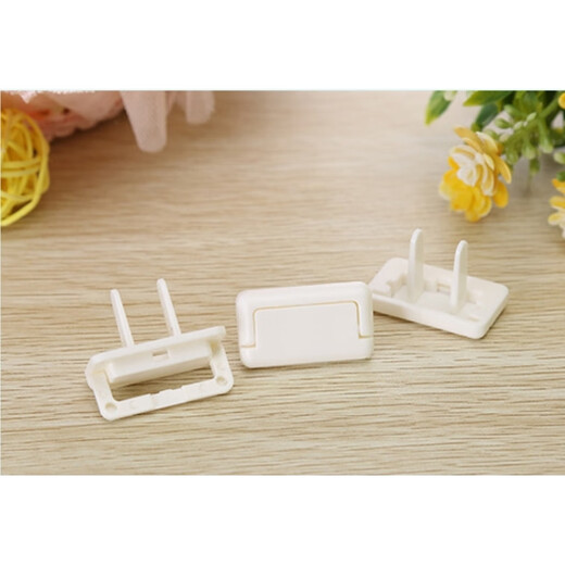 Socket protective cover for babies and children to prevent electric shock safety plug for children's power socket plug insulating protective cover three holes 1 piece No Specifications