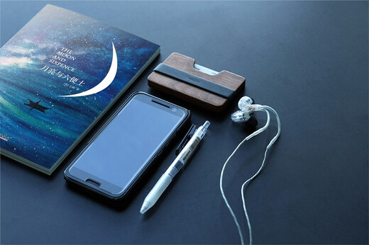 New Oriental The Moon and Sixpence (englische Version) Englische Originalversion Somerset Maughams Meisterwerk, einschließlich Audioauszügen von Klassikern, Anmerkungen zu schwierigen Wörtern und ohne Streichungen im gesamten Text