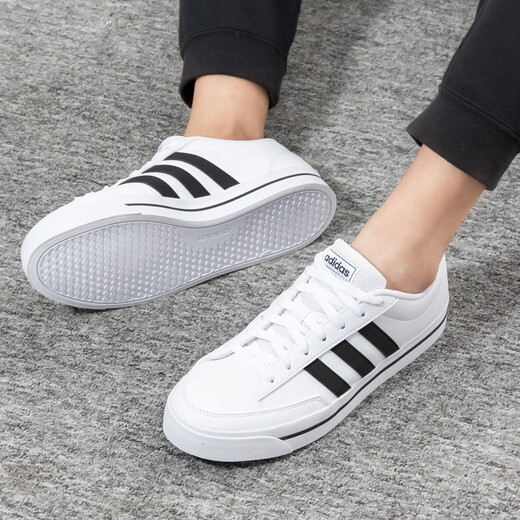 Chaussures officielles adidas Chaussures masculines Nouveau-style de printemps masculines Toile résistante à l'usure de la mode Low top-usure de sport décontractée GW8373 / Surface en cuir / blanc 41