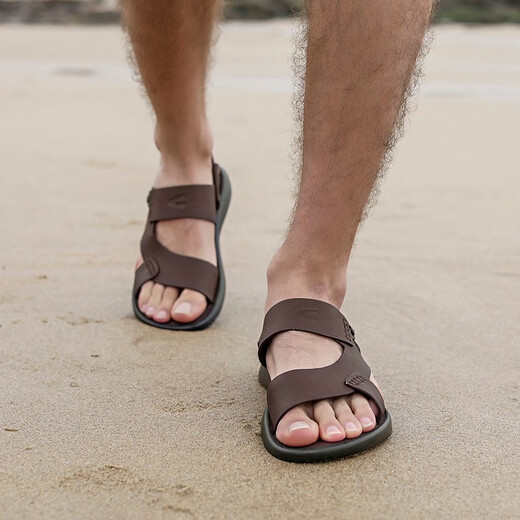 Sandales dynamiques de chameaux allemandes Chaussures de plage en cuir véritable masculin sandales en cuir masculin sandales à double usine Nouveau style vache à vaches douces chaussures de papa à la mode anti-odor non glisser et respirant 691 marron (taille de chaussure en cuir standard) 41