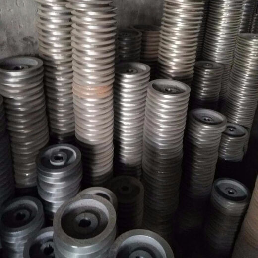 Pulley pulley triangle pulley B type three slot double slot motor pulley national standard cast iron wheel can be customized national standard B type double slot outer diameter 180 inner diameter 24