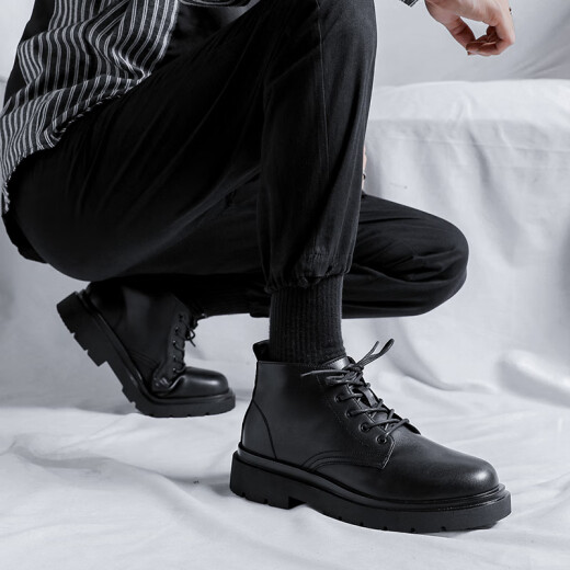 Botas de trabajo de motocicleta de otoño de KGV Martin Boots para hombres zapatos de cuero de alta mejora de estilo británico a mitad de la altura de los hombres.