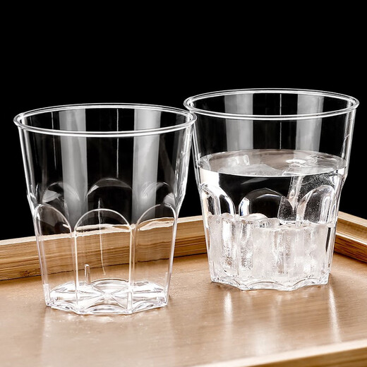 Badger disposable cup aviation cup drinking cup beer liquor cup hard plastic tea cup octagonal cup 200ML*50 pieces