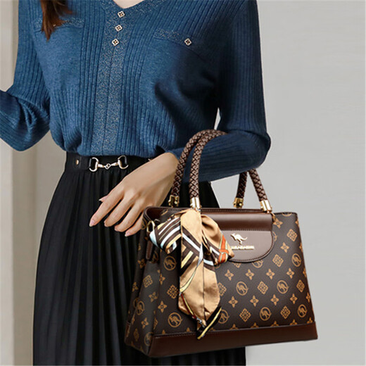 Kangaroo Kara brand genuine leather bag for women 2025 new style stylish handbag for mother on Mother's Day, fashionable middle-aged crossbody bag, brown (gift box + hand bag, card bag and silk scarf)