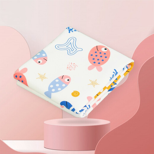 Docteur coloré bébé tampon d'urine étanche lavable et respirant grand printemps et automne quatre saisons feuille de coton écharpe bébé fournitures nouveau-nés heureux petit poisson rose 60 * 80