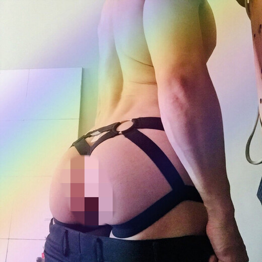 Low-waist gay men's thong breathable hollow fun double butt U convex color-blocked ice silk sexy underwear for men old black S90-115