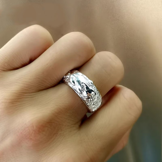 Lao Feng 999 pure silver Pixiu ring for men, domineering and lucky transfer ring, men's ring with adjustable tail ring opening, lucky Pixiu ring silver version, 999 sterling silver, about 11 grams