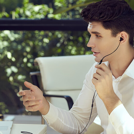 JBLT110 wired headset stereo in-ear headset computer game sports headset suitable for 3.5mm interface equipment black