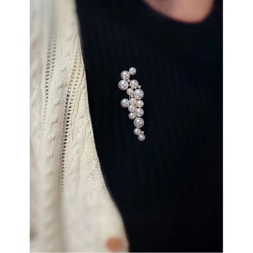 There are 24 types of brooches in the QUAMER gold store, freshwater pearl flower tassels, multi-beads, fashionable and versatile suits for autumn and winter 1