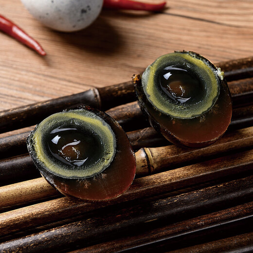 Songhua eggs, soft-boiled preserved eggs, runny duck eggs, preserved eggs, lead-free craft farmhouse eggs, 10 pieces (single piece is more than 60g) Songhua eggs, soft-boiled preserved eggs, runny duck eggs, preserved eggs, lead-free craft farmhouse eggs, 10 pieces (single piece is more than 60g)