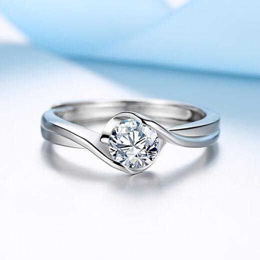 For a long time, my heart beats. Moissanite 925 sterling silver ring. Ladies’ moissanite diamond ring. Looking for engagement and birthday gift for girls. 50 points moissanite diamond with certificate. Opening can be adjusted.