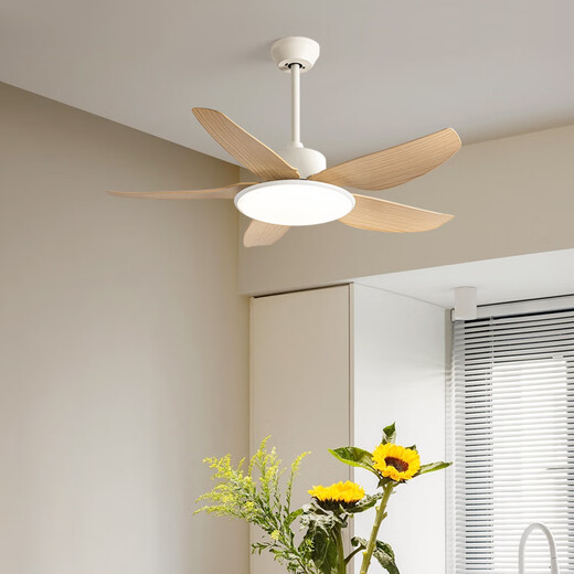 Schöne Lampen und Guangdong Zhongshan Lampen Einfache moderne Fan Lampenrestaurant Kronleuchter Creme Holzstil Esszimmer Esstisch Ventilator Kronleuchter Volles Spektrum 46-673a absorbieren graue helle Holzkornblätter