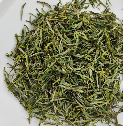 Shanlishan Forty Years Base Huangshan Maofeng Green Tea Bulk Mingqian Sparrow Tongue Maojian Orchid Floral Fragrance Alpine Tea Mingqian Second Grade One Jin Jin is equal to 0.5 kg (one bud and two leaves are fresh and sweet)