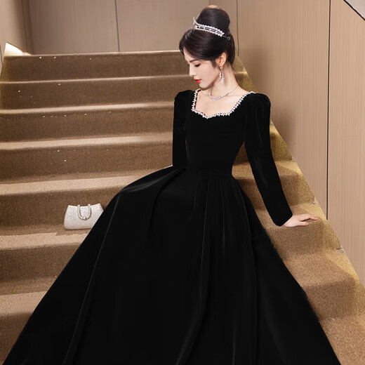 Li Baixin's new black large size evening dress annual meeting art exam velvet slimming high-end host vocal art exam dress winter black long sleeve 2XL