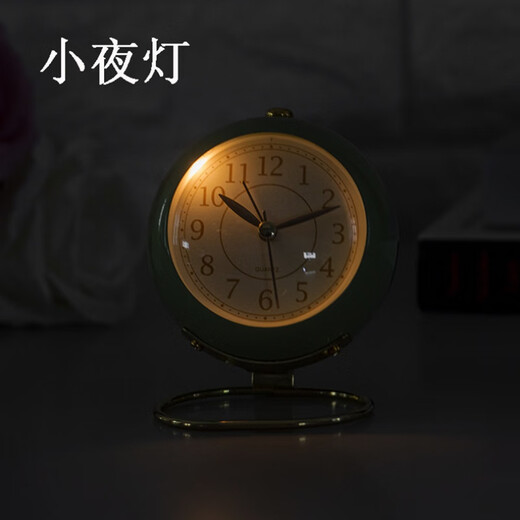 Wholesale light luxury style retro small table clock alarm clock metal French classic student bedside desk decorative ornaments off-white