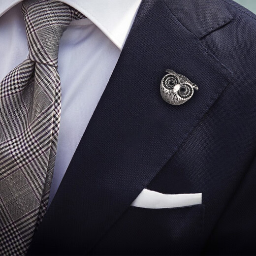 KFLK OWL BROOCH High-End-Kragen Pin-Klassen Schnalle Kragenklasse Schnalle Halsklasse Anzug Accessoires Herren Frauen Bambus Brust Schnalle XZ-F866 OWL Kopf 1