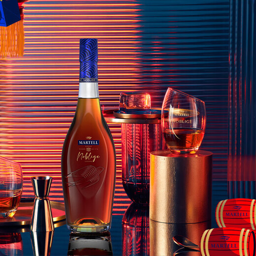 马爹利（Martell） VSOP 干邑白兰地 洋酒 法国进口 送礼佳选 【限定礼盒】名士 500mL 1瓶 +礼袋