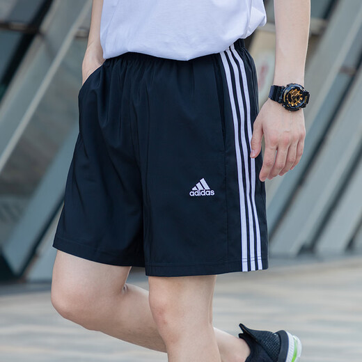 阿迪达斯 （adidas）短裤男 25夏季运动裤快干篮球训练舒适透气休闲裤冰丝裤五分裤男 IC1484/速干/经典三条纹 M 175