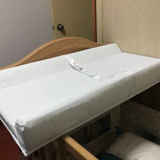 馍彭婴儿换尿布操作台洗外罩抚触按摩洗外罩可拆布罩母婴馆可订制 长颈鹿布套80/45