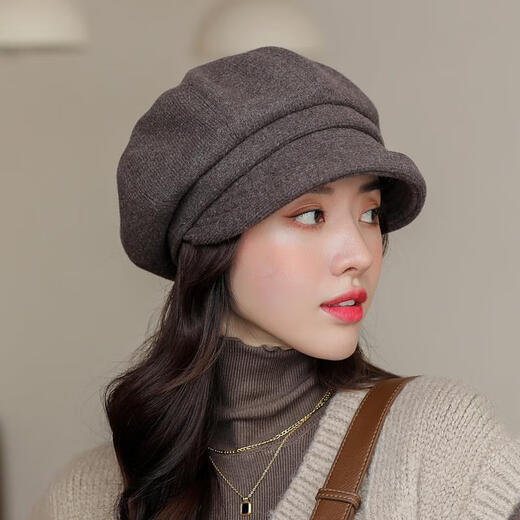 Middle-aged and elderly women's winter octagonal hat women's autumn and winter thickened warm ear protection beret fashionable and versatile Korean style Japanese style black adjustable (54-59cm)