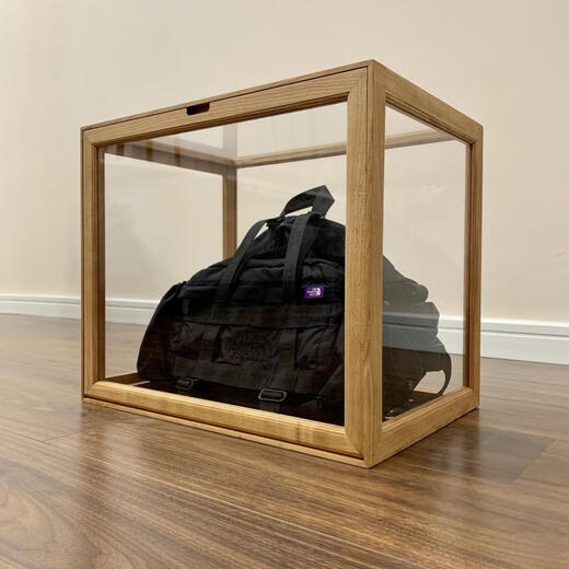 High-end solid wood figure display box Bubble Mart blind box model boots bag wooden transparent storage box North America cherry wood