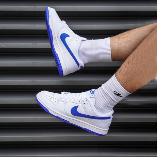 Nike (Nike) Dunk Low's Chaussures Chaussures décontractées Retro Low Top Chaussures Sports Chaussures Panda Black and White DD1391-100 DV0831-104 Bleu et blanc 44,5