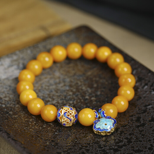 Ouchini Beeswax Bracelet, Amber Chicken Fat Yellow Old Wax with Cloisonné Enamel Ruyi Pendant and Ling Yangyang as a gift for my wife