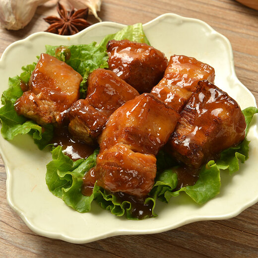 Jinluo pork skin-on pork belly cubes 2Jin Jin equals 0.5 kg Domestic frozen skin-on pork belly and fresh barbecue ingredients