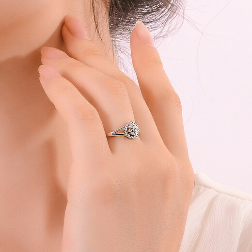 Yuan Shengfu's new PT950 multi-layered round imitation diamond platinum ring, versatile platinum bracelet for women, 3.12 g