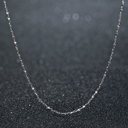 I love diamond network PT950 platinum necklace women's fashion platinum baby's breath clavicle chain special price 2.8-2.9g