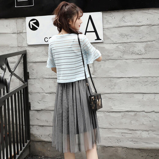 Langyue women's short-sleeved dress summer mesh two-piece suit skirt Korean style blouse + suspender skirt LWQZ183510 light blue M