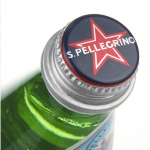 San Pellegrino imported from Italy natural aerated mineral water sparkling water soda water drinking water San Pellegrino 250ml*24 bottles