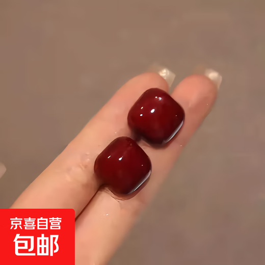 Retro burgundy heart-shaped earrings Hong Kong-style Chinese style popular new red earrings design niche temperament earrings Ancora red square earrings 1 pair
