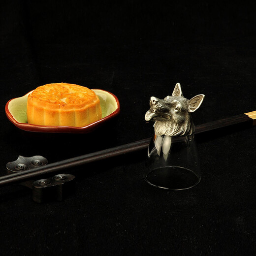 12 zodiac wine glasses and wine utensils & gifts for elders, leaders, friends, husbands, teachers, birthdays, customer gifts, customized father’s Dragon Boat Festival, Mid-Autumn Festival, teachers, New Year and Spring Festival company corporate gifts, 12 zodiac cups & wine dividers, customized paper gift boxes (tin color)