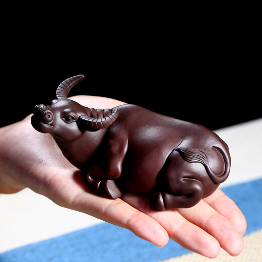 Xiyin Tao Mansion Yixing Zisha tea pet master Chen Hongjun's all-handmade zodiac cow tea pet tea play tea table can raise the bullish spirit---Handmade works of Chen Hongjun