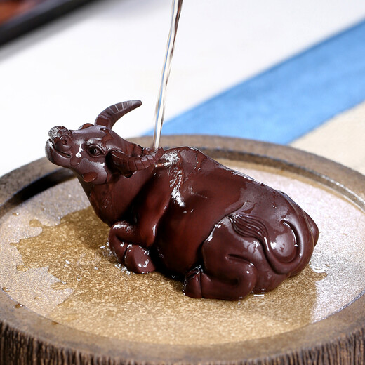 Xiyin Tao Mansion Yixing Zisha tea pet master Chen Hongjun's all-handmade zodiac cow tea pet tea play tea table can raise the bullish spirit---Handmade works of Chen Hongjun