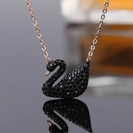 SWAROVSKI Swarovski necklace classic swan crystal clavicle sweater chain Birthday Chinese Valentine's Day gift for girlfriend Large black swan 5204134